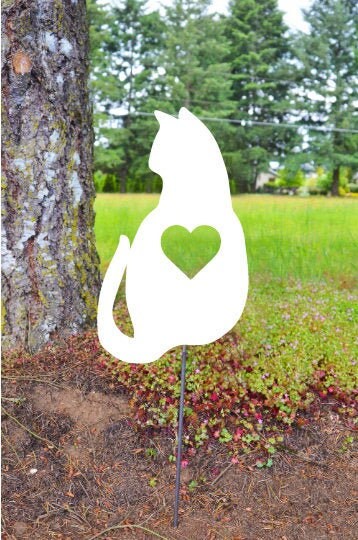 Metal Art Sassy Garden Cat with Heart Stake Decoration, Garden, Yard Art, Gift, Spring Garden Decoration, Outdoor Garden Decor, Cat Lover Stake Attached(12" Stake Detachable)