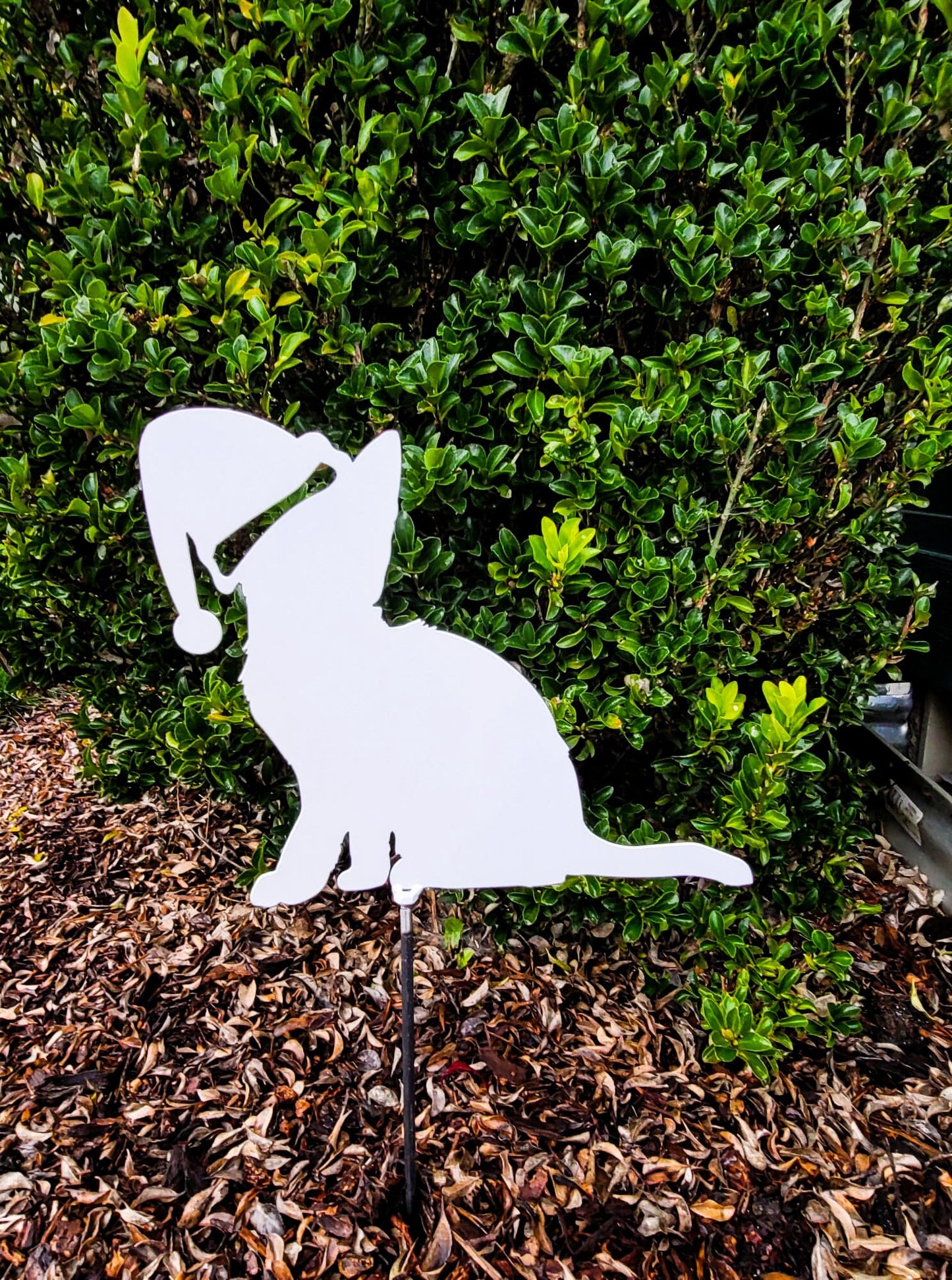 Santa Clause Kitten Christmas Holiday Kitty Cat Metal Art Stake Decoration Garden Yard Art Hand Made Garden Decoration, Outdoor Garden Decor, Stake Attached(12" Stake Detachable)